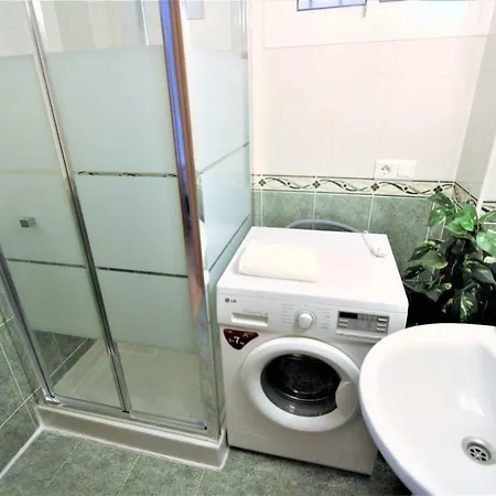 325 Agata - Piscina Y Playa -canales De Tv Internacionales- Excelente Wifi Benalmádena