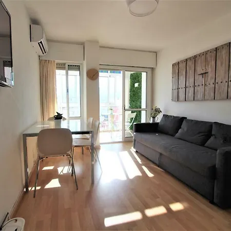Apartment 325 Agata - Piscina Y Playa -canales De Tv Internacionales Benalmadena