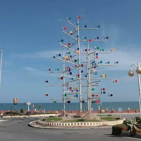 325 Agata - Piscina Y Playa -canales De Tv Internacionales * Benalmadena
